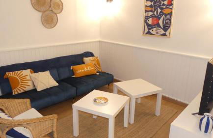 Grand T2 entièrement rénové entre Angers et Cholet - Foto 1