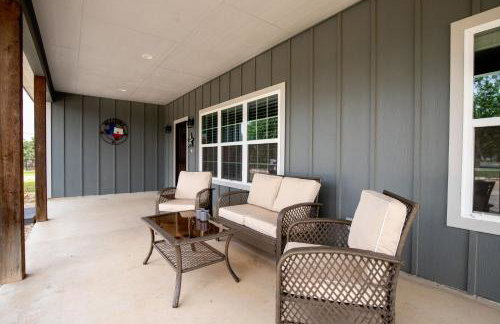 Game Barn, Cowboy Pool, 17ft Movie Screen - sleeps 10 - Foto 15