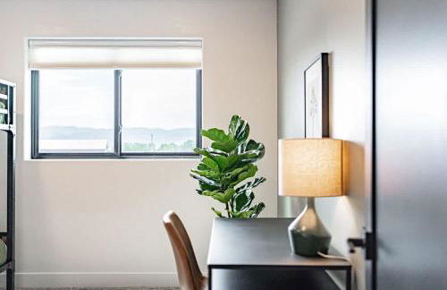 Unique Townhome with AC Garage Patio - Foto 24