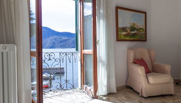 Mamma Ciccia Holiday Home - Lake Front Apartment - Foto 2, Imagen principal