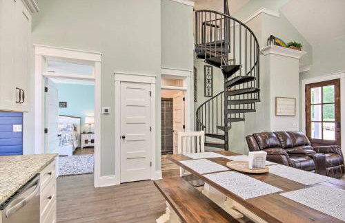 Stunning Lakefront Retreat with Dock Access! - Foto 9