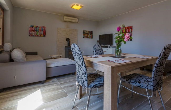 Large Holiday Home With Private Pool, Wellness & Sea View - Foto 21