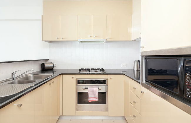 Waterfront Apt. on Sydney Harbour H390 - Photo 4