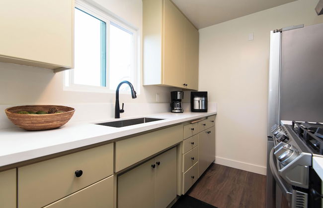 Wonderful 2-BR Apt Near Dodger - Photo 15