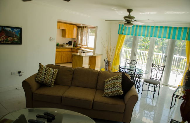 Seas the Day Sanctuary Little Bay - Photo 12