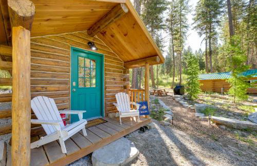 Day Trip to Glacier NP Nature-Packed Cabin! - Foto 17