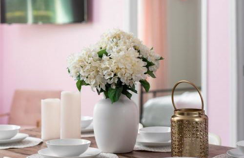 Unit 105 Stylish Condo with Free Parking and Close to Downtown - Foto 4