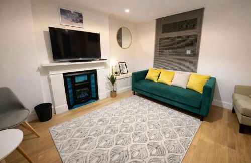 Evo Green Gravesend 2 bed Apartment, 2 mins Station, Town Centre - Foto 13