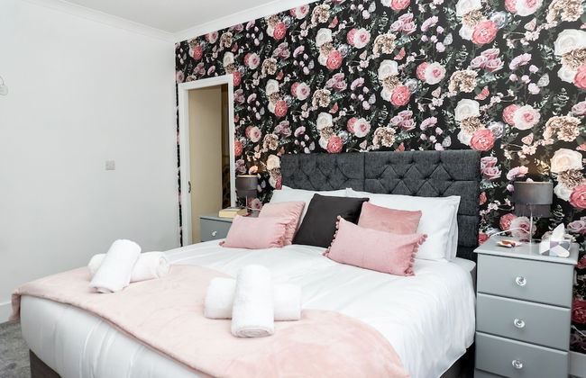 Red Cherry House - Photo 14