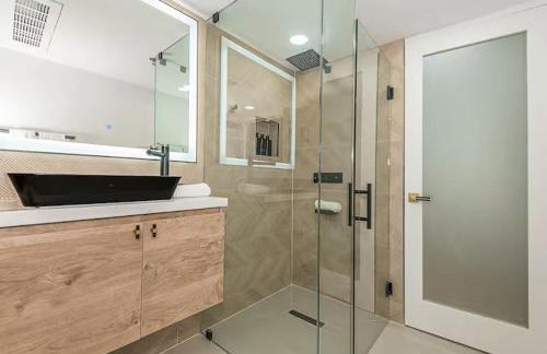 Boardwalk Steps from the Beach - Foto 8