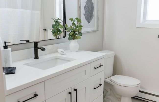 The Oxen - Dt Home w Putting Green and Tons of Parking - Photo 55