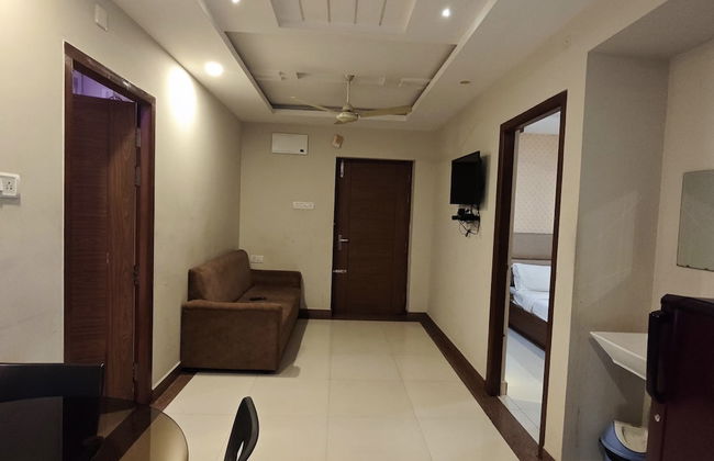 Smart Home Service Apart by Stayz Royale - Photo 16