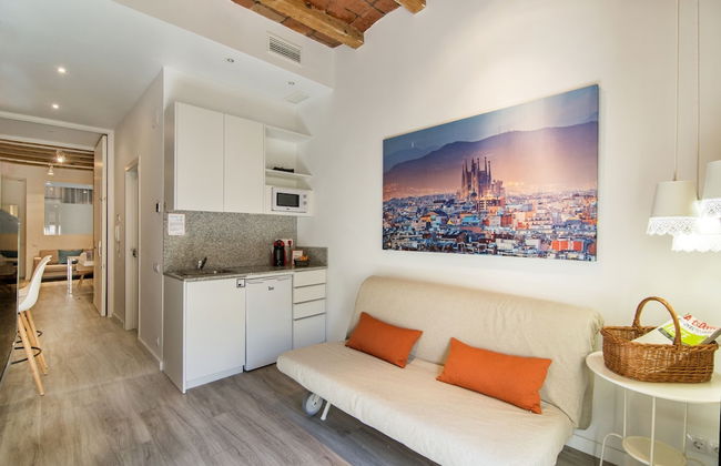 Happy People Sagrada Familia - Foto 48