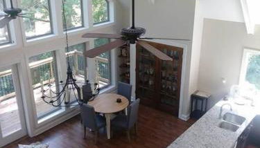 River Edge Chalet - Photo 4