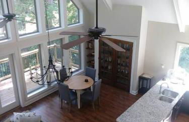 River Edge Chalet - Foto 4