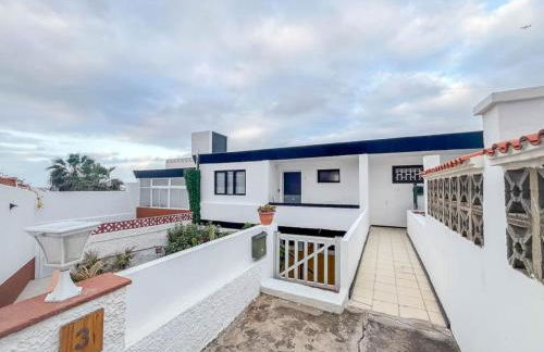 El Bunker Luxury Suite en Playa del Hombre con vista al mar - Foto 26