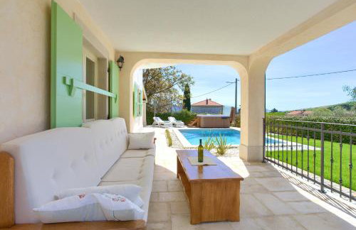 Villa Luca with pool and jacuzzi - Foto 6