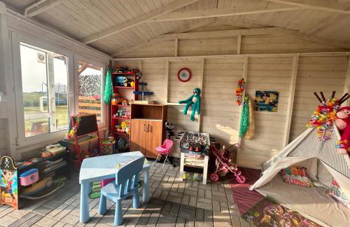 Osada Familia Śmiechów - Foto 24