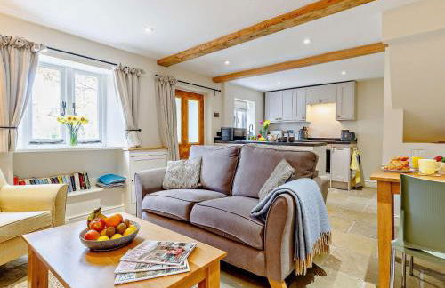 1 Bed in Lockeridge 65123 - Photo 2