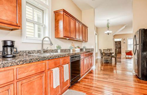 Duplex by Forsyth Park - 2 King Beds - Patio & Balcony - Foto 24