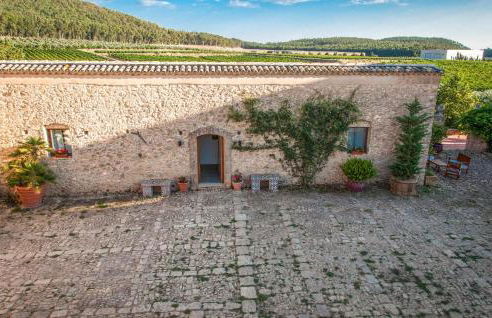 Cozy Home In San Michele Di Ganzari - Photo 20