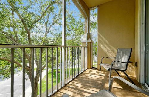 Spring Break Awaits Disney Close Pool Slides Fun - Foto 19