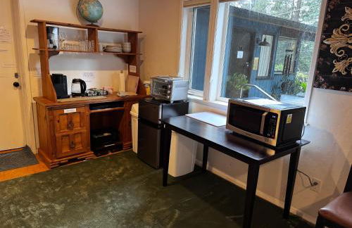 Ravens Nest Tranquil Forest Suite 5 min to Downtown Arcata with Stunning Redwood Views - Foto 12