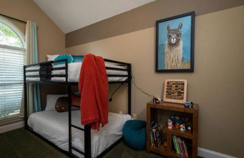 Pool, Games & World Cup Fun for the Whole Family - Foto 32