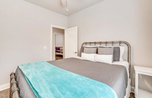 Private Dock and Yard! Modern Getaway in Mabank - Foto 15