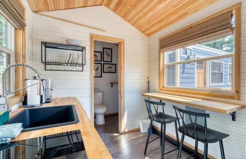 Stay Portland - Restored Farmhouse & Backyard Tiny House Village - Photo 51