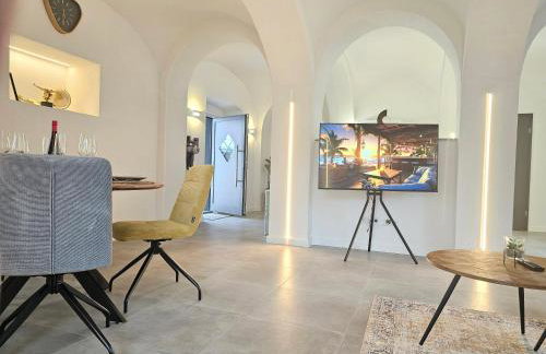 Design I Gewölbe I sanierter Pferdestall I EuropaPark I Boxspring I Nespresso I Terrasse I Parkplatz - Foto 1