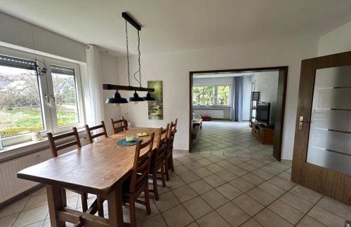 Hoheeifel Ferienwohnungen mit Garten Nähe Nürburgring Ideal für Familien und Gruppen - Foto 4