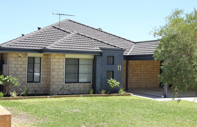 Byford House on the Scarp - Photo 18