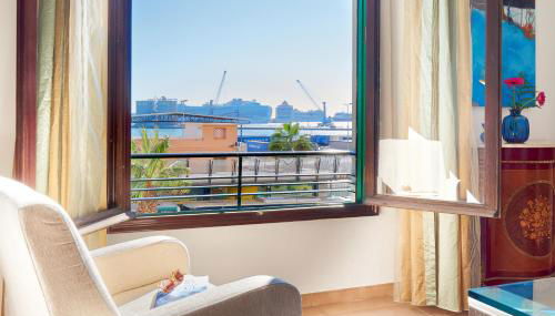 Apartamento en centro ciudad con vistas al mar - Foto 2