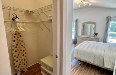 Private pool with a beautiful view overlooking the lake! Near Disney - Universal - Foto 16