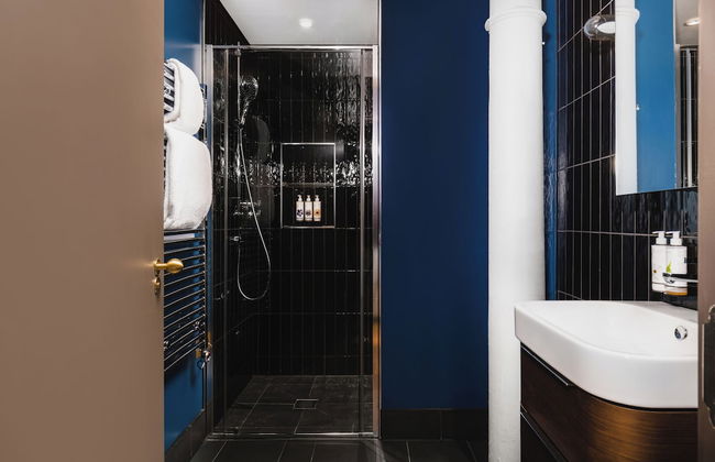 Native Manchester - Photo 75