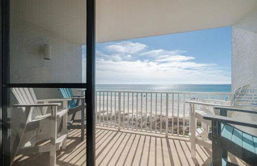 Edgewater Oasis Gorgeous Resort Condo on Beach! - Photo 4