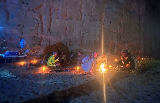 4x4 Tour + Camping in Wadi Rum Desert - Foto 7