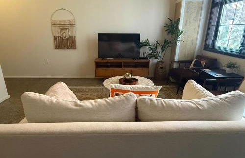 Modern Downtown Loft - 1 mile to UT - Foto 1