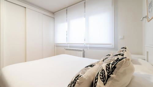 Estudio Vigo centro con Parking - Foto 4, wardrobe