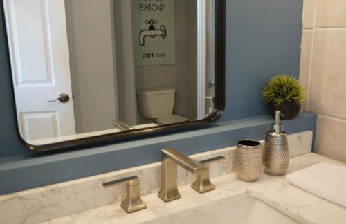 Riverside Home Near Beaches, Pier, downtown - Photo 54