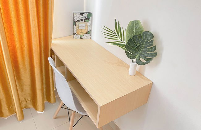 Homey and Simply Studio Apartment at The Nest Puri - Foto 3