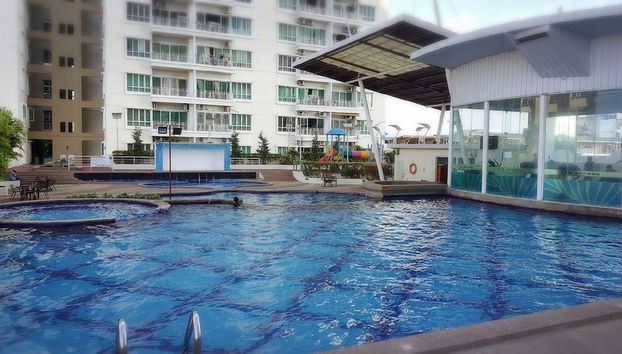 One Borneo Condominium by Josie - Foto 5, Piscina al aire libre