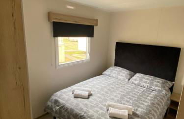 Modern & Homley 3BR Caravan - Foto 15