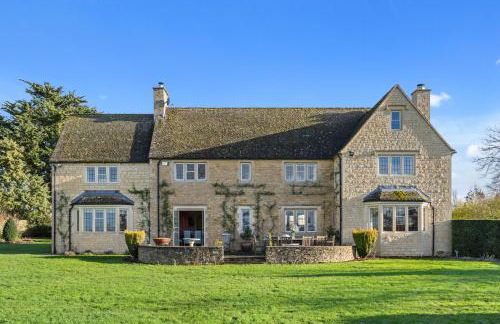 Churchill House - Foto 1