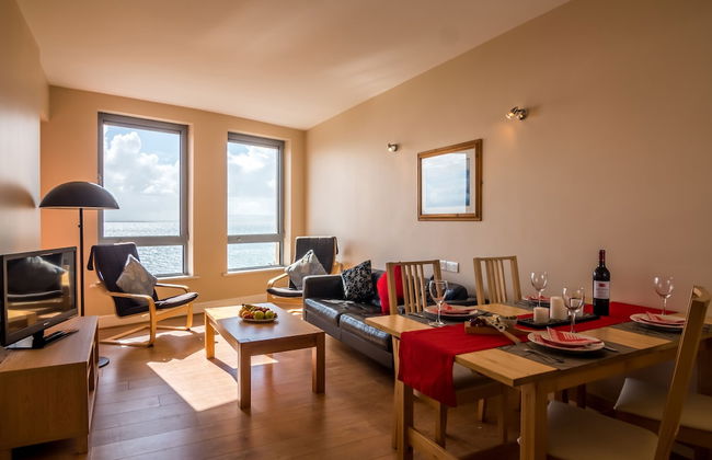 Galway Bay Sea View Apartments - Photo 37