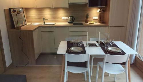 Méribel 2 pièces avec cabine, centre, proche commerce et pistes avec parking et wifi état neuf - Foto 5, dishwasher, toaster, minibar