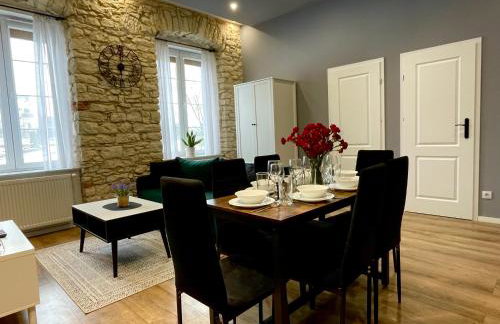 Apartamenty 7 Kamienic 29 lok 2A vis a vis Jasnej Góry - Photo 23