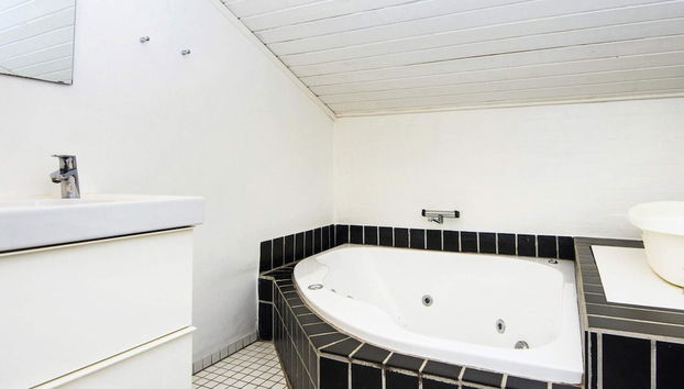 12 Person Holiday Home in Fano - Foto 5, Tratamientos de spa