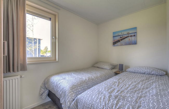 Modern Chalet With Combi Microwave, Near Rockanje - Foto 4